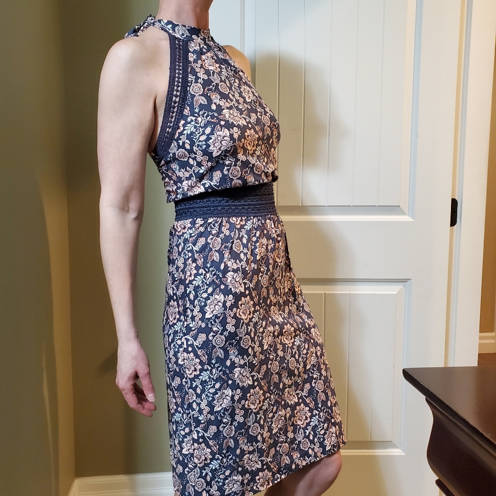 NWOT Floral summer dress. - Picture 1 of 6